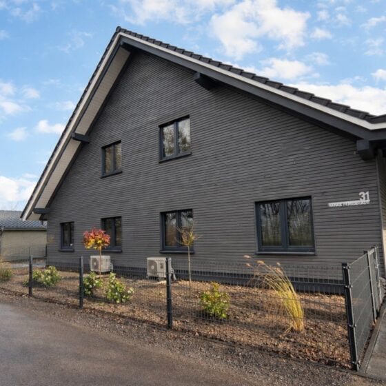 Außenansicht Straßenseite